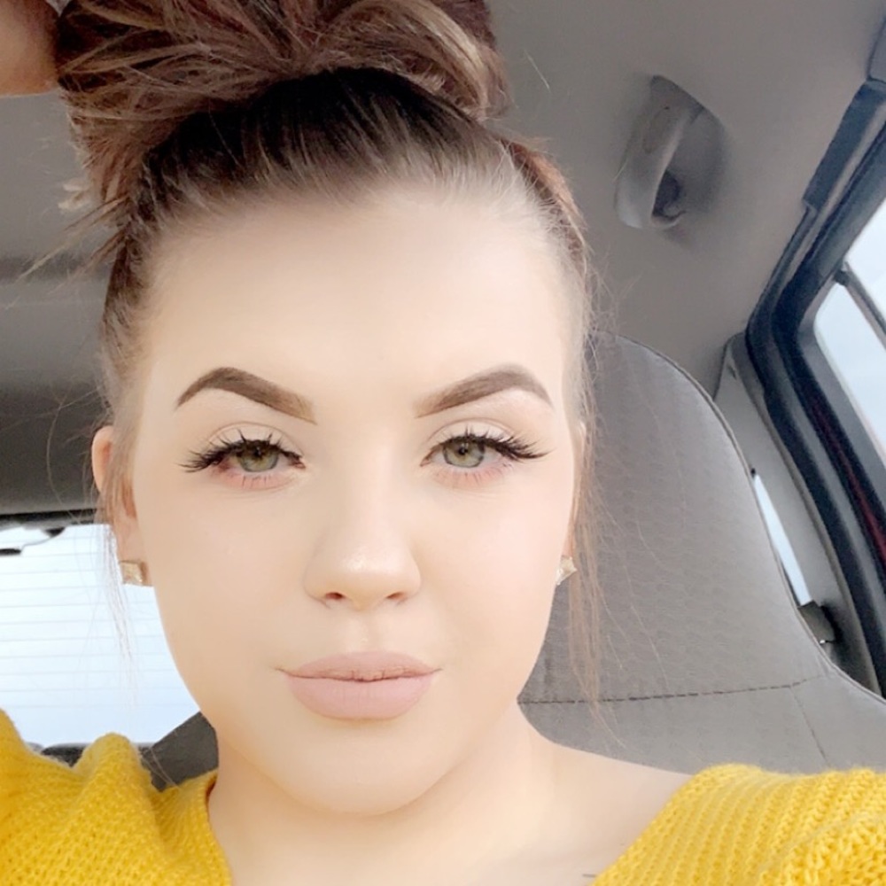 Meet your Posher, Kylee
